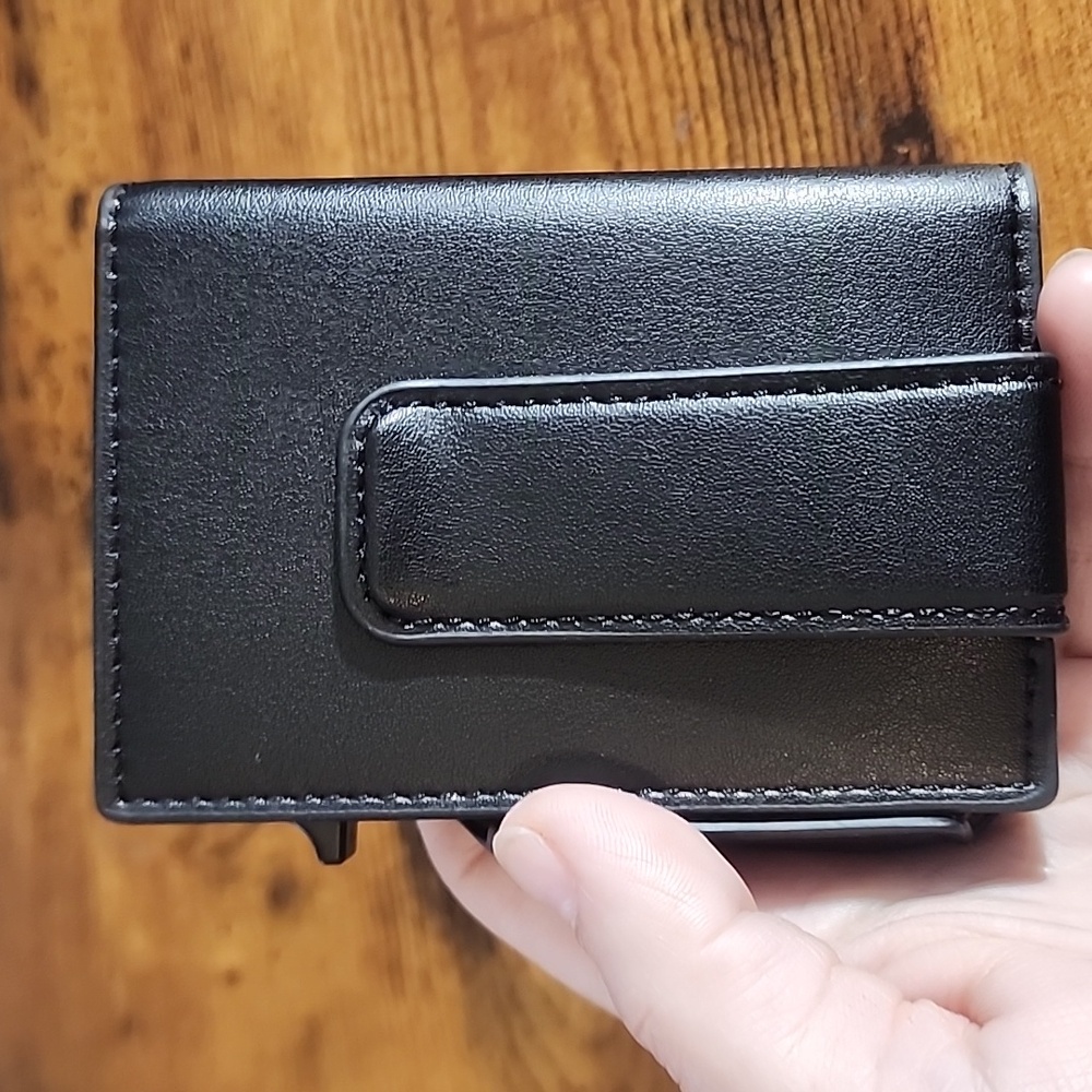 Men's RFID Shielded Wallet, With Pop-Up Card Holder And Wallet, Durable Leather